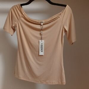 L'AGENCE Women's Beige Short Sleeve Top